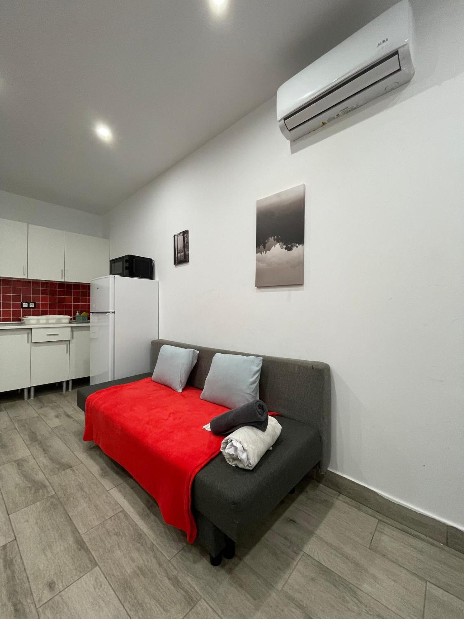 Relax Apartaments 1Min Metro Madrid Eksteriør billede